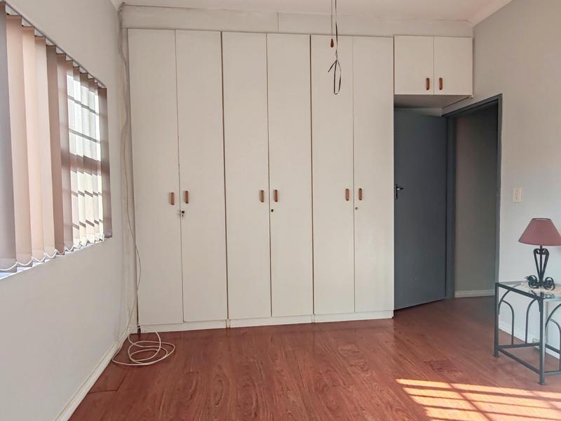 To Let 1 Bedroom Property for Rent in University Estate Western Cape